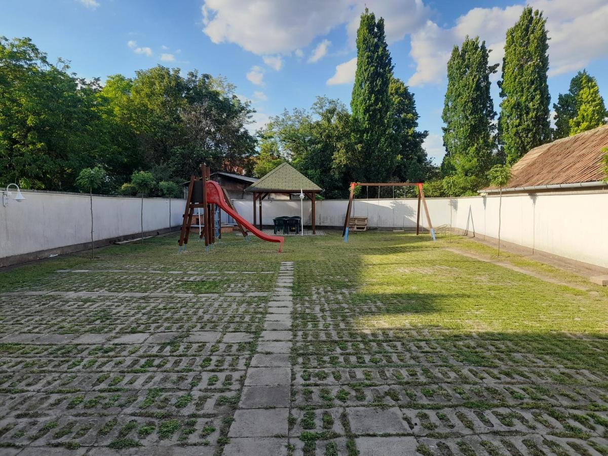 Nimrod Vendeghaz Hotel Hajdúszoboszló Exterior foto