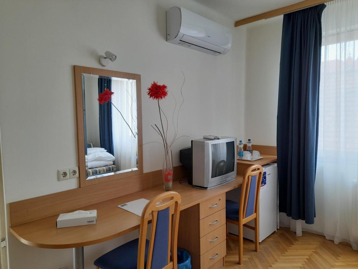Nimrod Vendeghaz Hotel Hajdúszoboszló Exterior foto