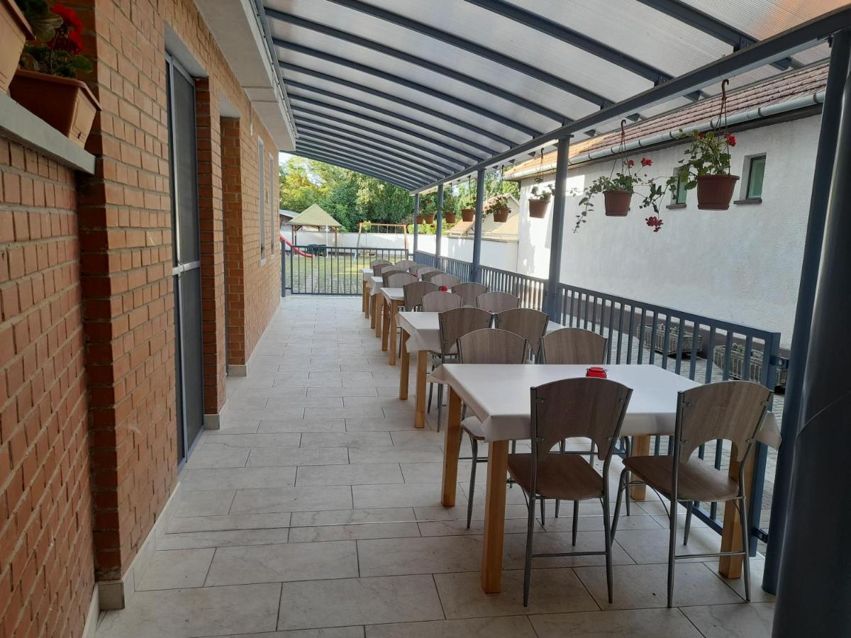 Nimrod Vendeghaz Hotel Hajdúszoboszló Exterior foto