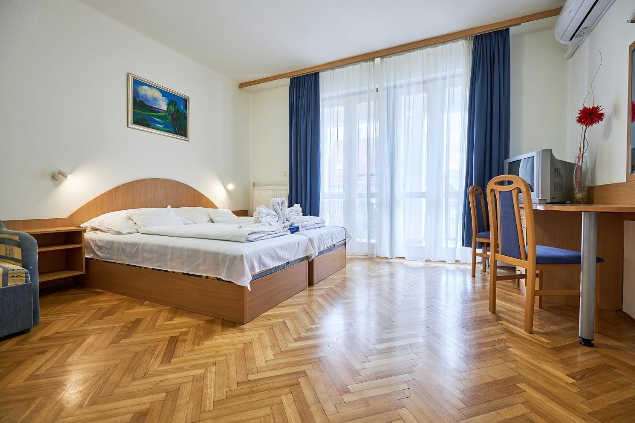 Nimrod Vendeghaz Hotel Hajdúszoboszló Exterior foto